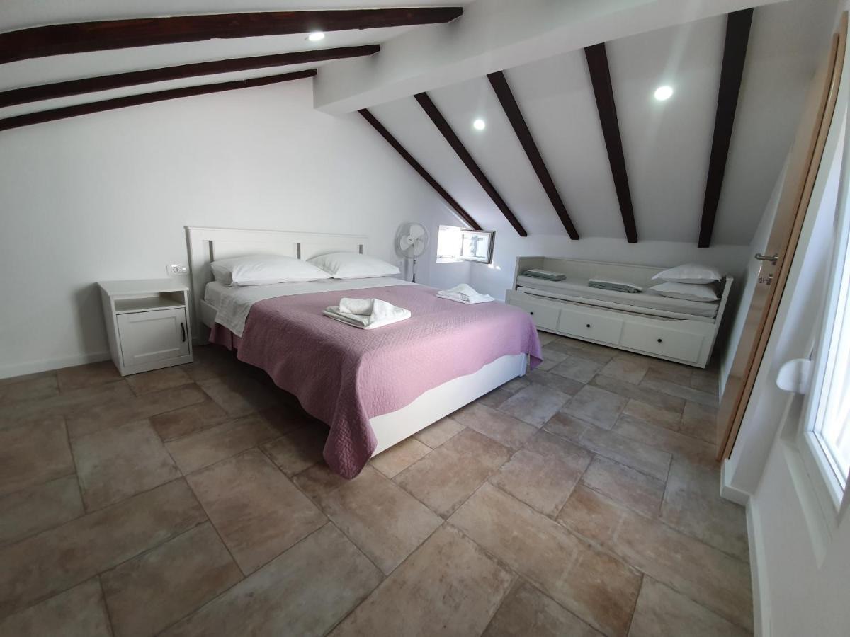 דירות זאדאר Rustic House Diklo 20M From The Sea מראה חיצוני תמונה
