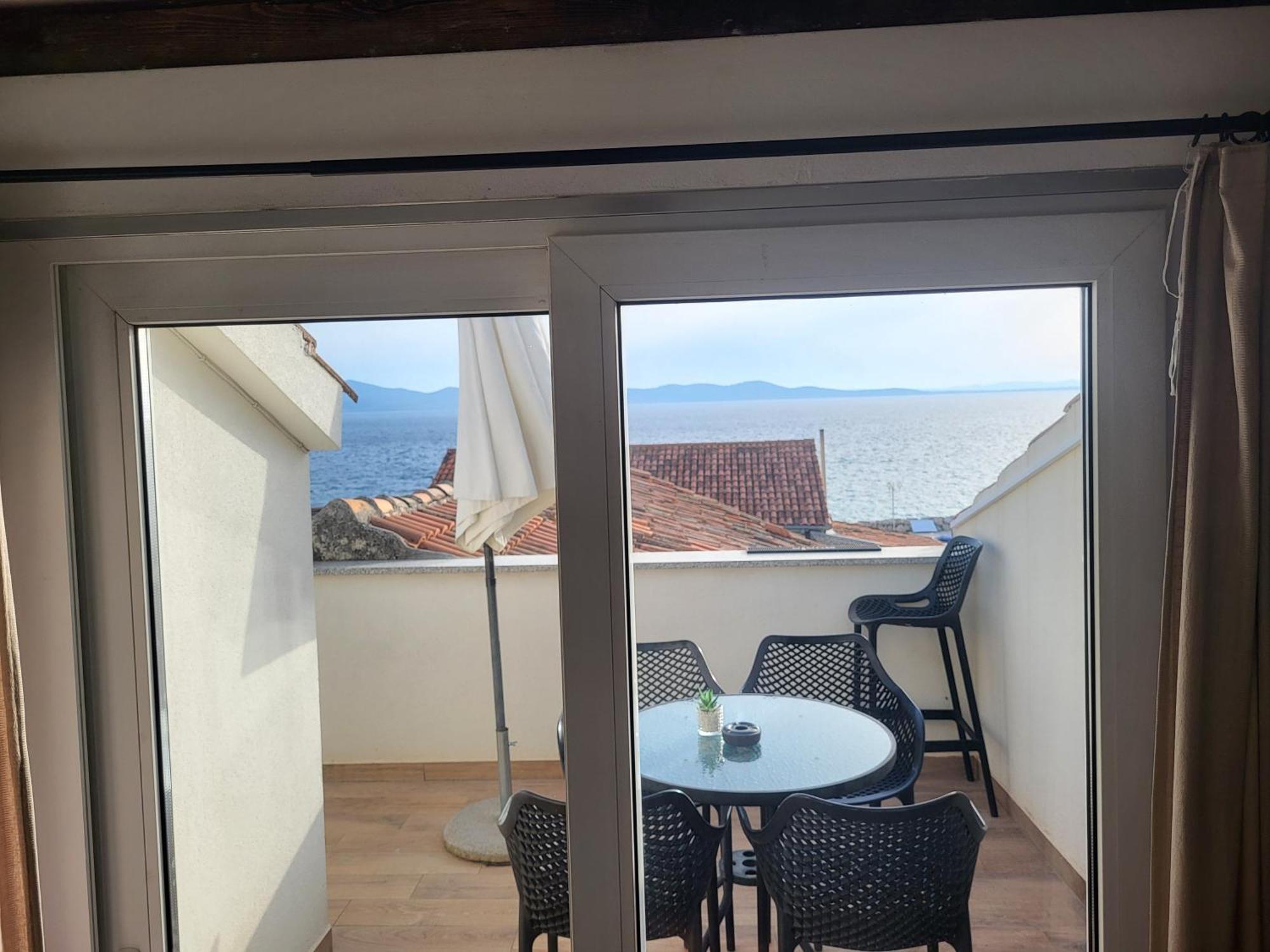 דירות זאדאר Rustic House Diklo 20M From The Sea חדר תמונה